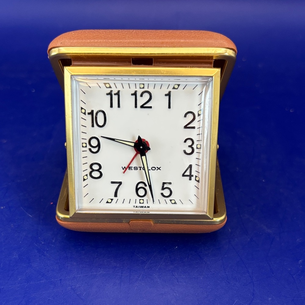 Westclox Brown and Gold Men's Travel Watch - does work